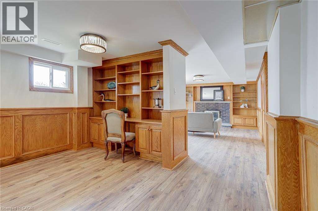 1252 Lakeview Drive, Oakville, Ontario  L6H 2M8 - Photo 33 - 40806713