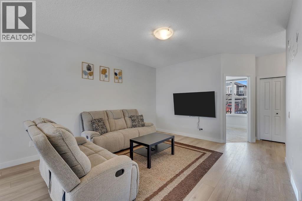 260 Cornerbrook Drive NE, Calgary, Alberta  T3N 2J2 - Photo 9 - A2290051