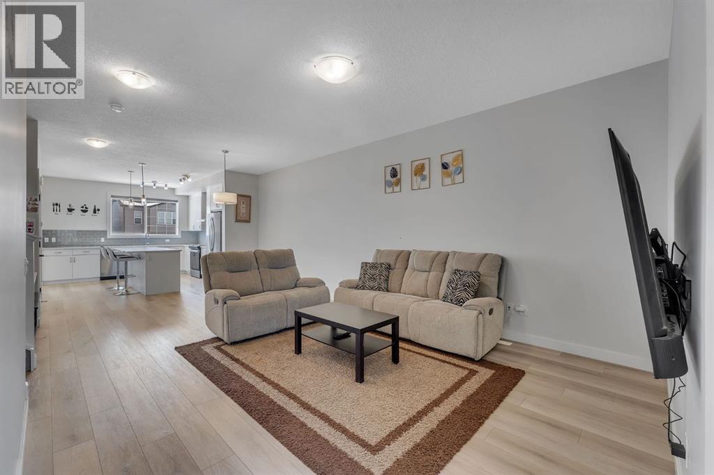 260 Cornerbrook Drive NE, Calgary, Alberta  T3N 2J2 - Photo 7 - A2290051