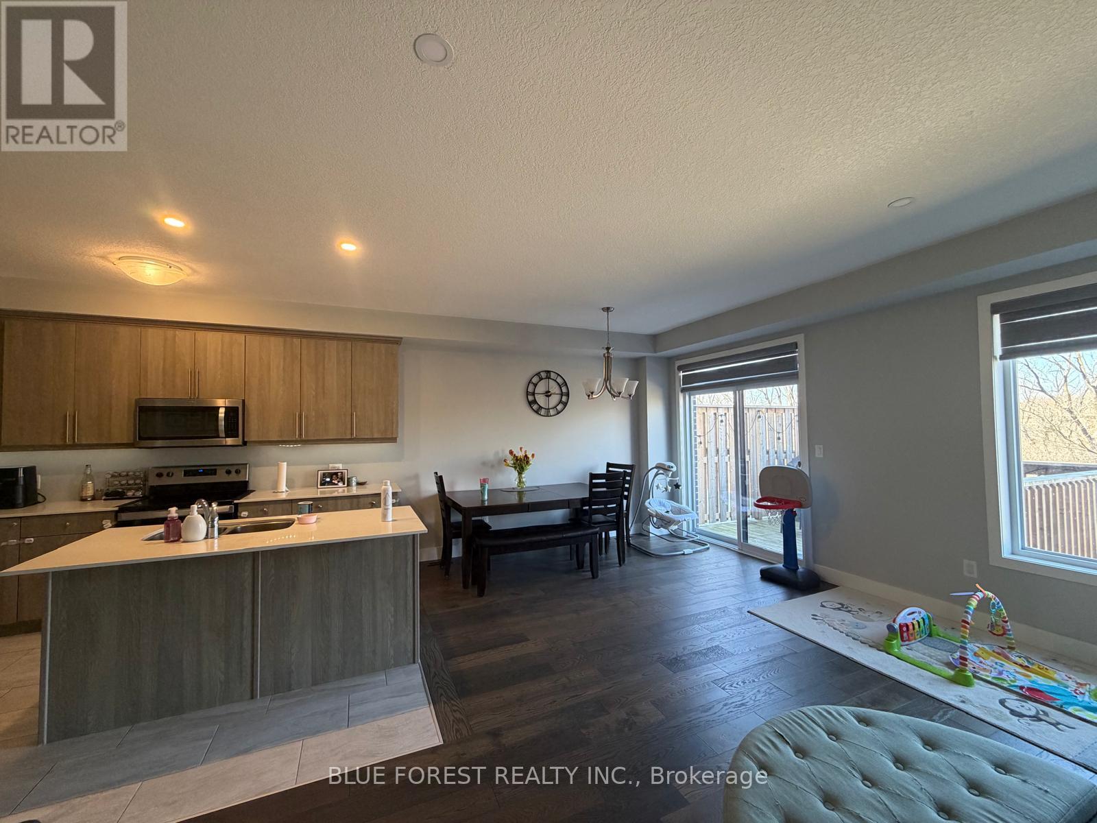 126 - 177 Edgevalley Road, London East, Ontario  N5V 0C5 - Photo 8 - X13016892