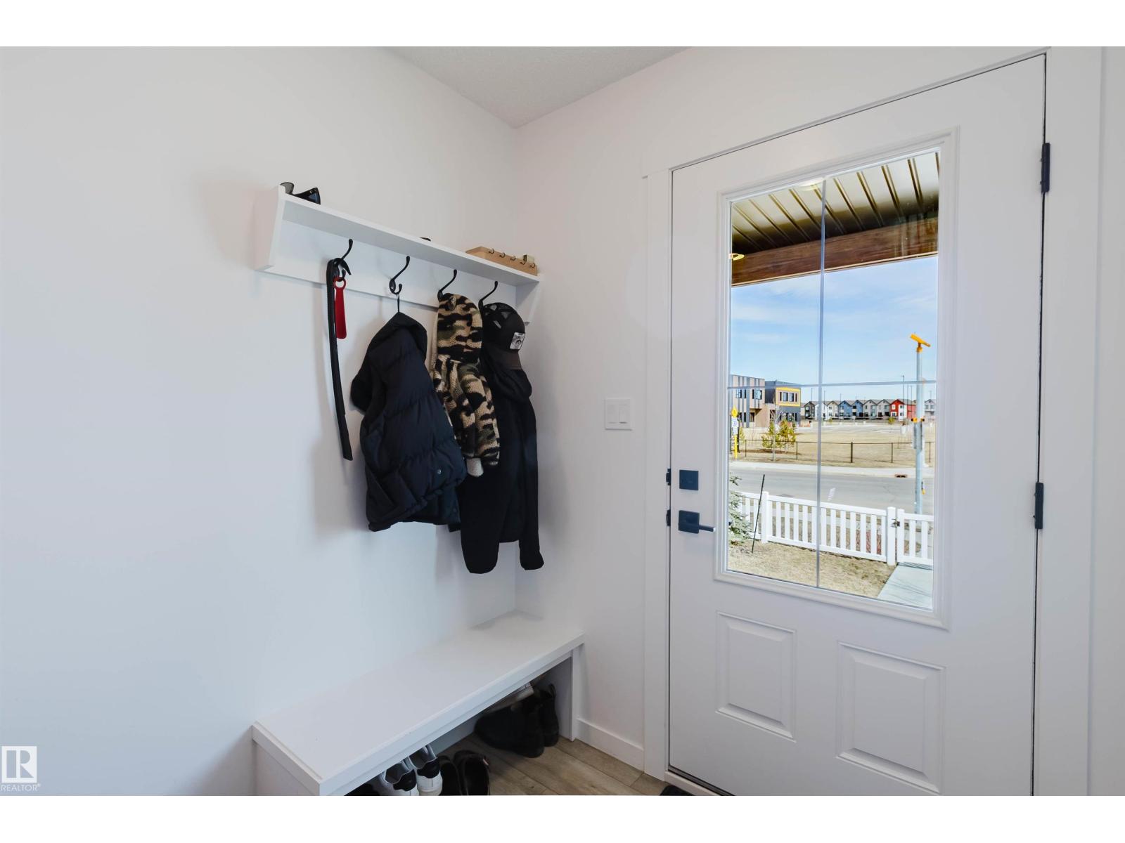 118 Secord Dr Nw, Edmonton, Alberta  T5T 7N9 - Photo 9 - E4482985