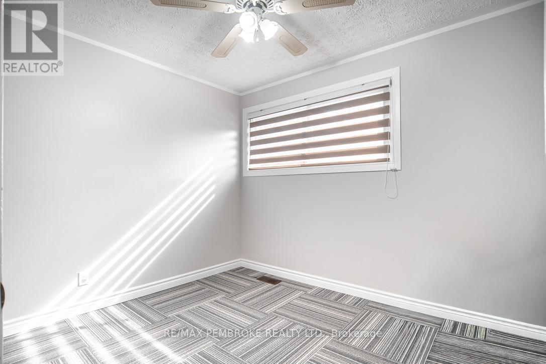 539 Mcgee Street, Pembroke, Ontario  K8A 6E3 - Photo 17 - X13016904