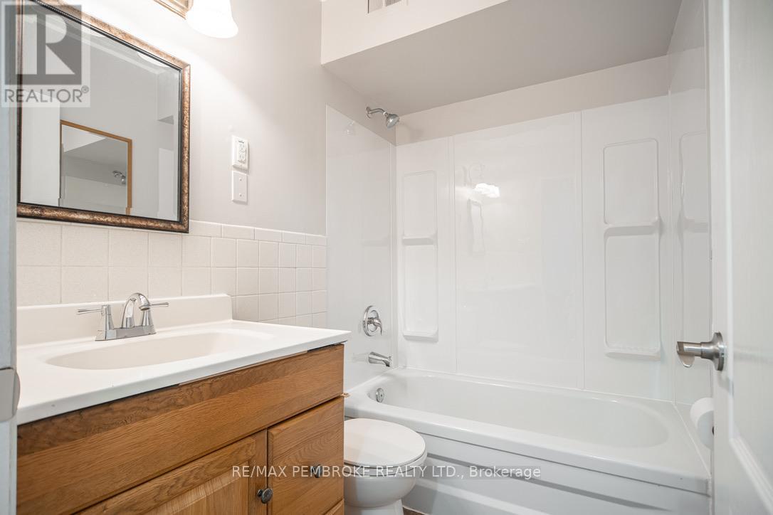 539 Mcgee Street, Pembroke, Ontario  K8A 6E3 - Photo 19 - X13016904