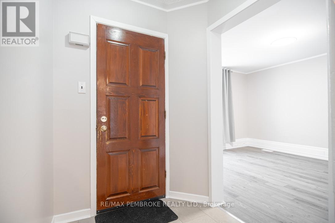 539 Mcgee Street, Pembroke, Ontario  K8A 6E3 - Photo 6 - X13016904