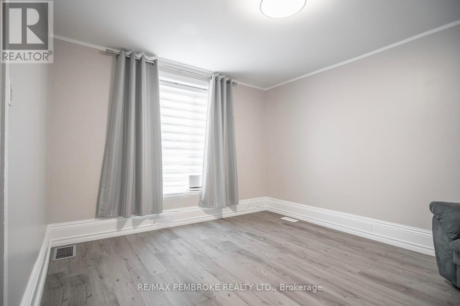 539 Mcgee Street, Pembroke, Ontario  K8A 6E3 - Photo 7 - X13016904