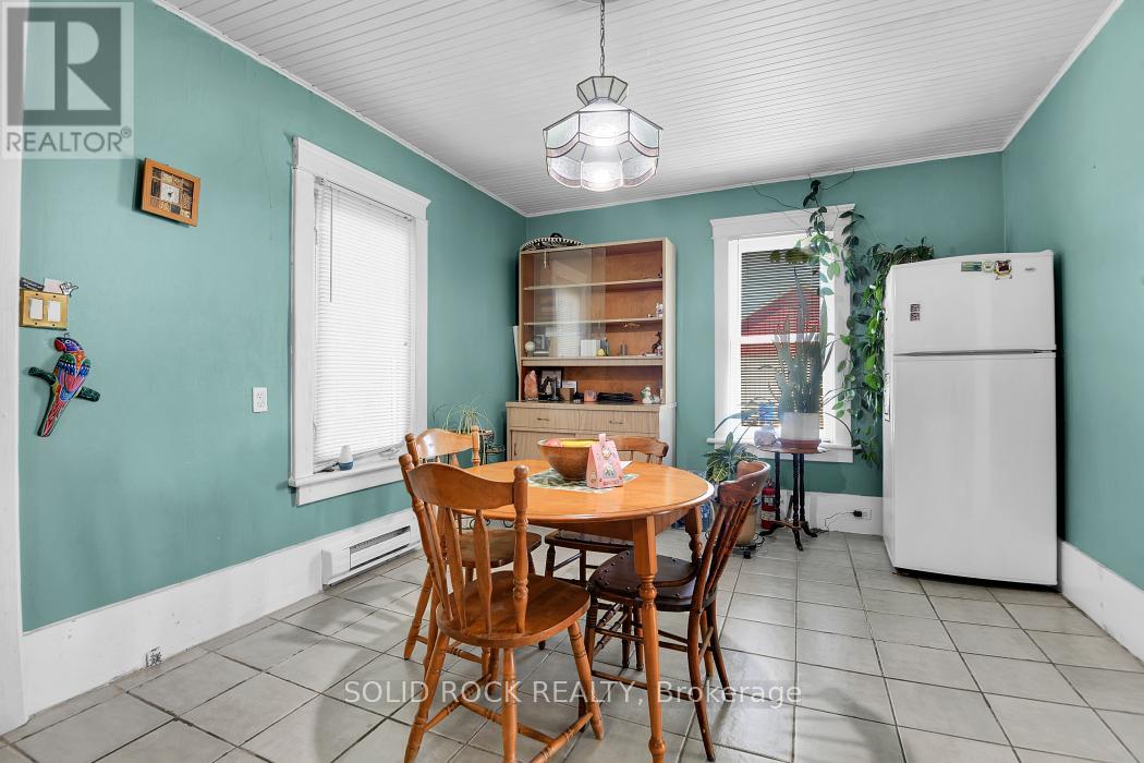 11049 Gilmour Road, South Dundas, Ontario  K0E 1C0 - Photo 12 - X13016888