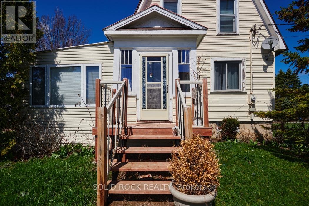 11049 Gilmour Road, South Dundas, Ontario  K0E 1C0 - Photo 3 - X13016888