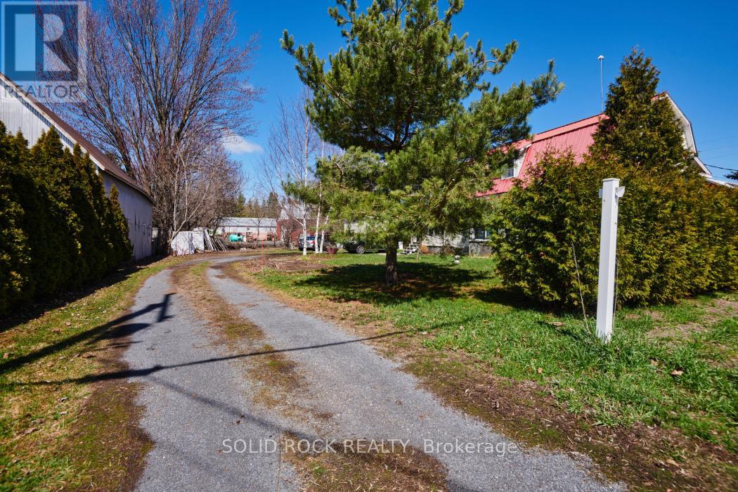 11049 Gilmour Road, South Dundas, Ontario  K0E 1C0 - Photo 32 - X13016888