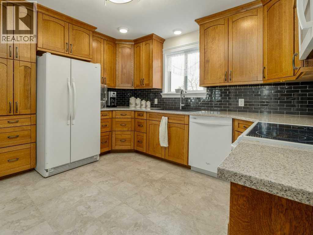 227, 20 3 Street S, Lethbridge, Alberta  T1J 4P1 - Photo 7 - A2303219