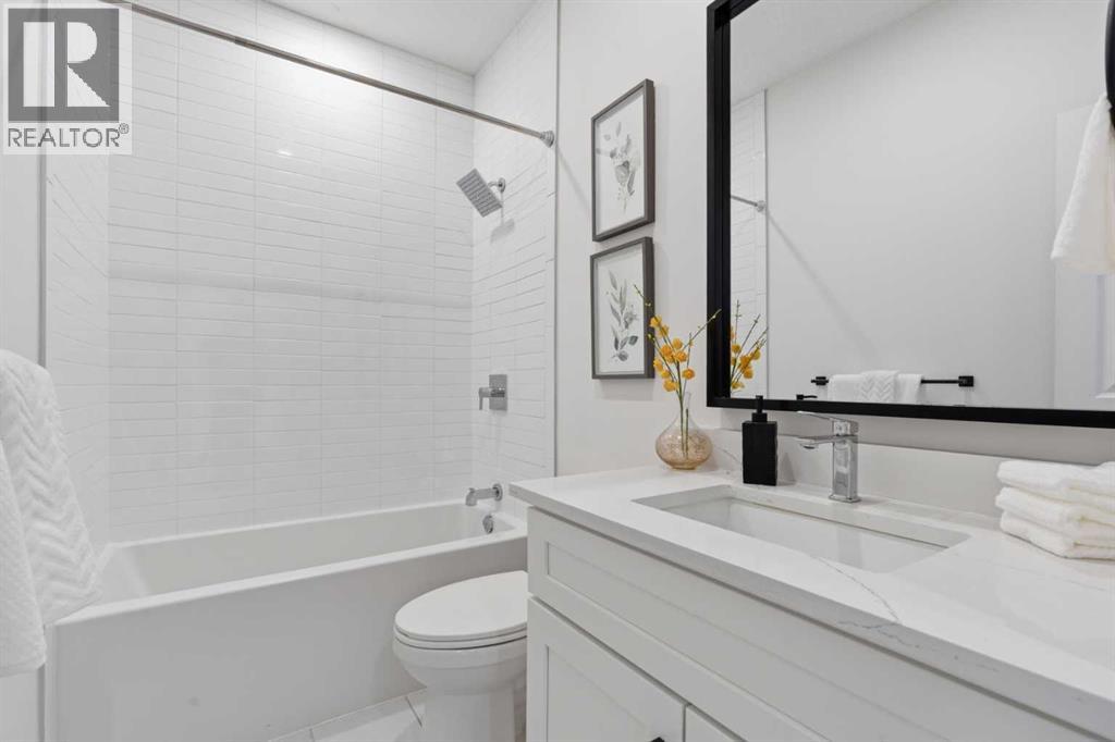 103 Oakmere Green, Chestermere, Alberta  T1X 1N4 - Photo 23 - A2297985