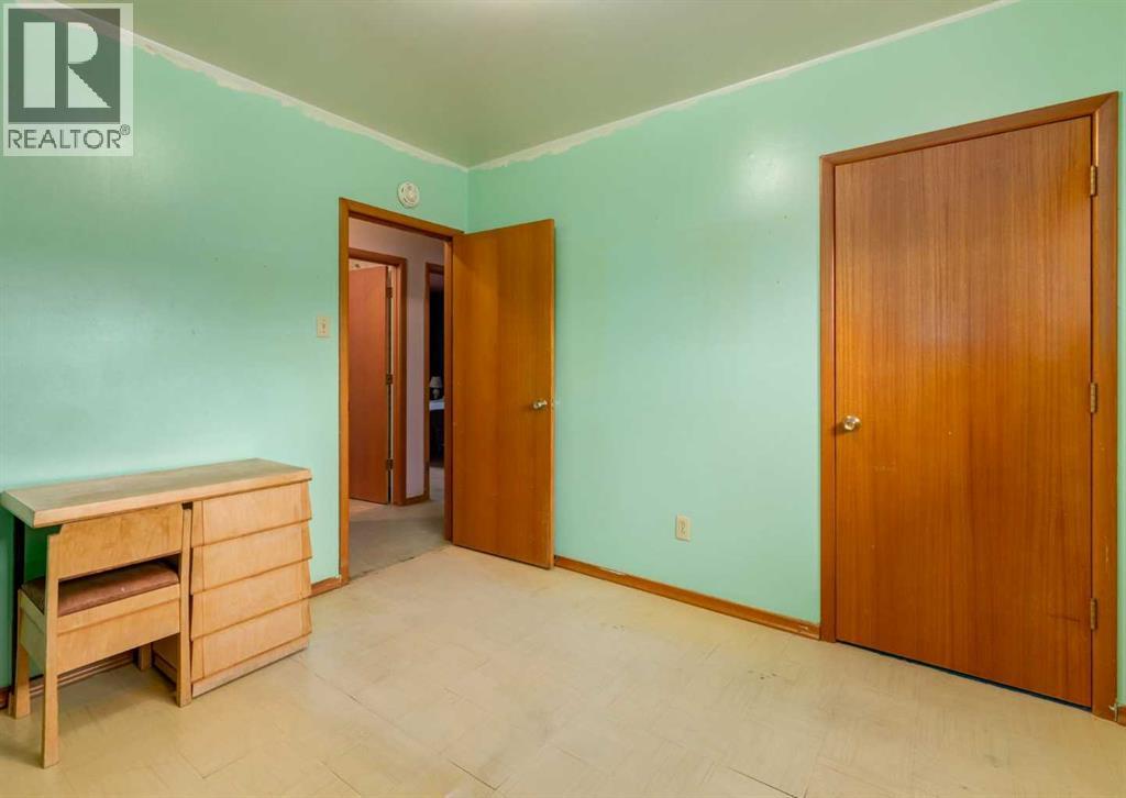 3007 Beil Avenue Nw, Calgary, Alberta  T2L 1K6 - Photo 12 - A2302252