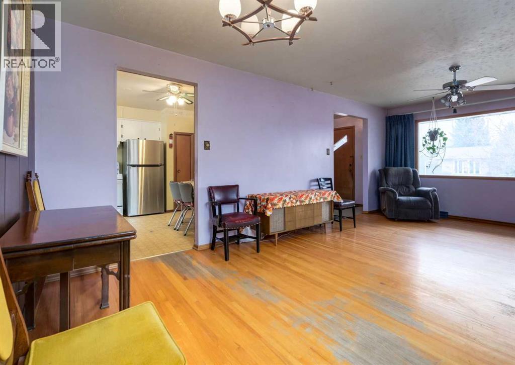 3007 Beil Avenue Nw, Calgary, Alberta  T2L 1K6 - Photo 6 - A2302252