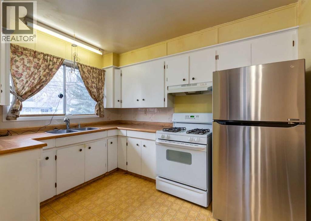 3007 Beil Avenue Nw, Calgary, Alberta  T2L 1K6 - Photo 10 - A2302252