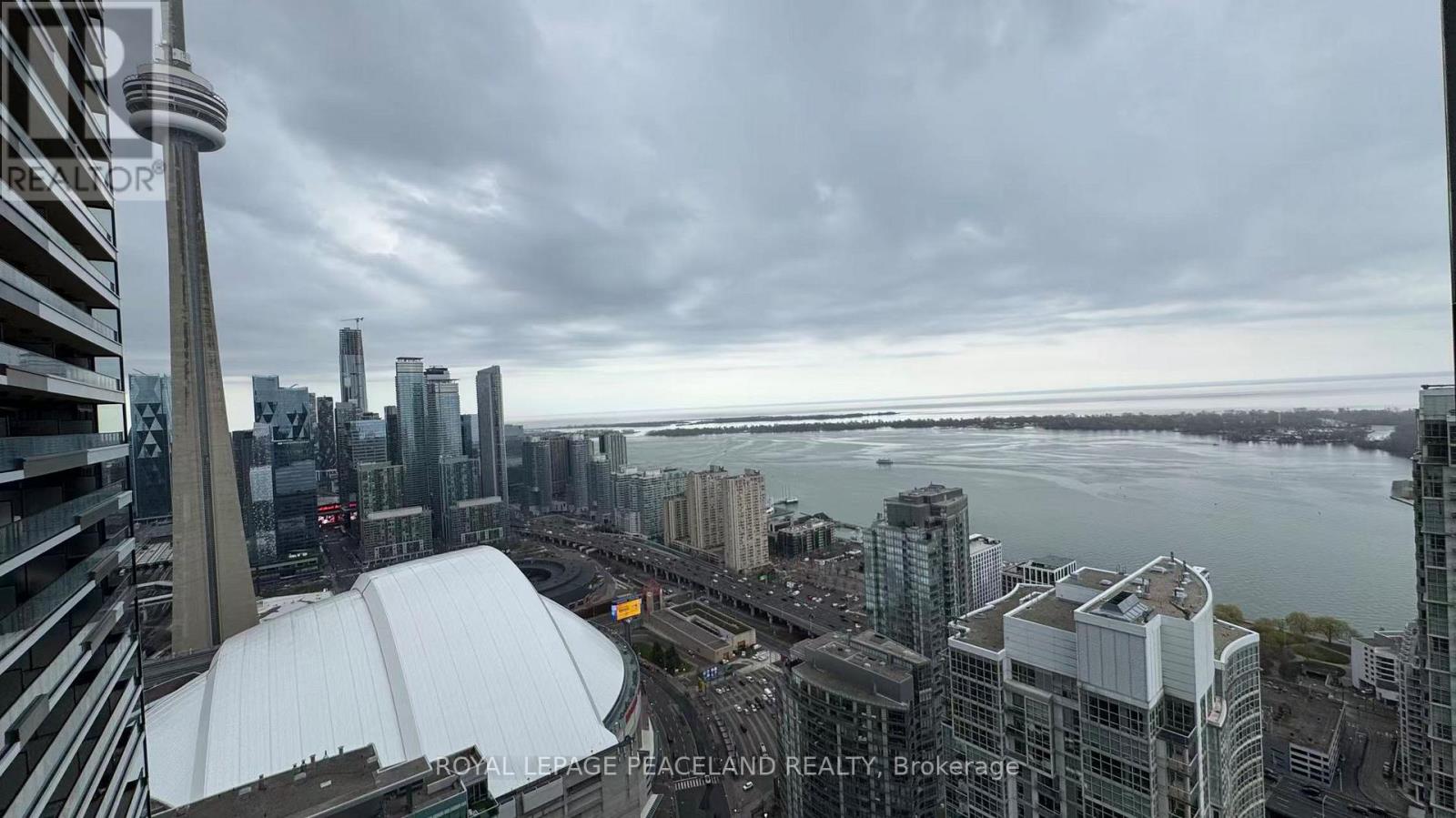 5607 - 3 Concord Cityplace Way, Toronto, Ontario  M5V 0X4 - Photo 3 - C13016900