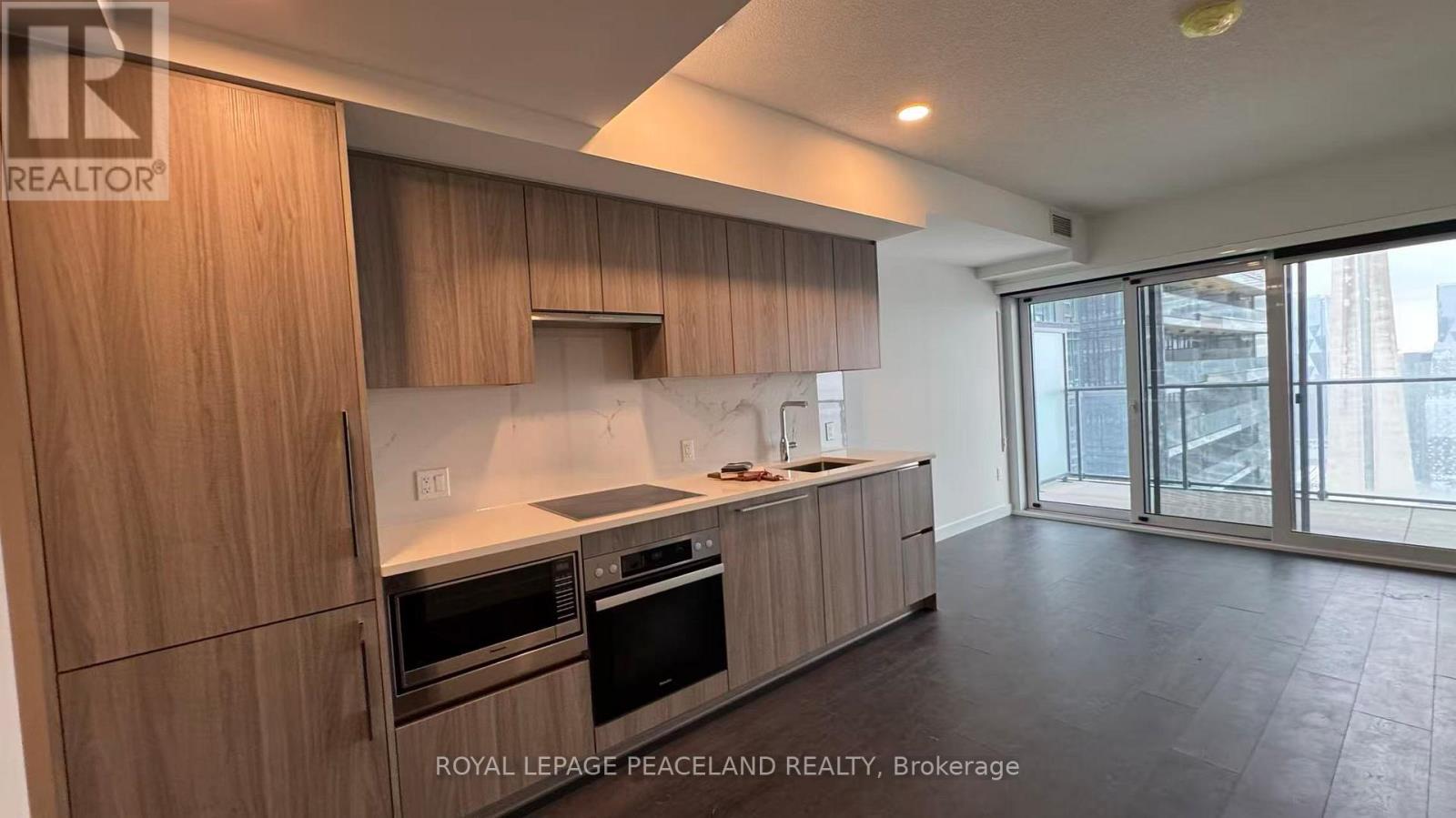 5607 - 3 Concord Cityplace Way, Toronto, Ontario  M5V 0X4 - Photo 6 - C13016900