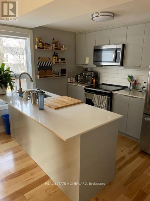 2174 Queen Street E, Toronto, Ontario  M4E 1E4 - Photo 3 - E13016898