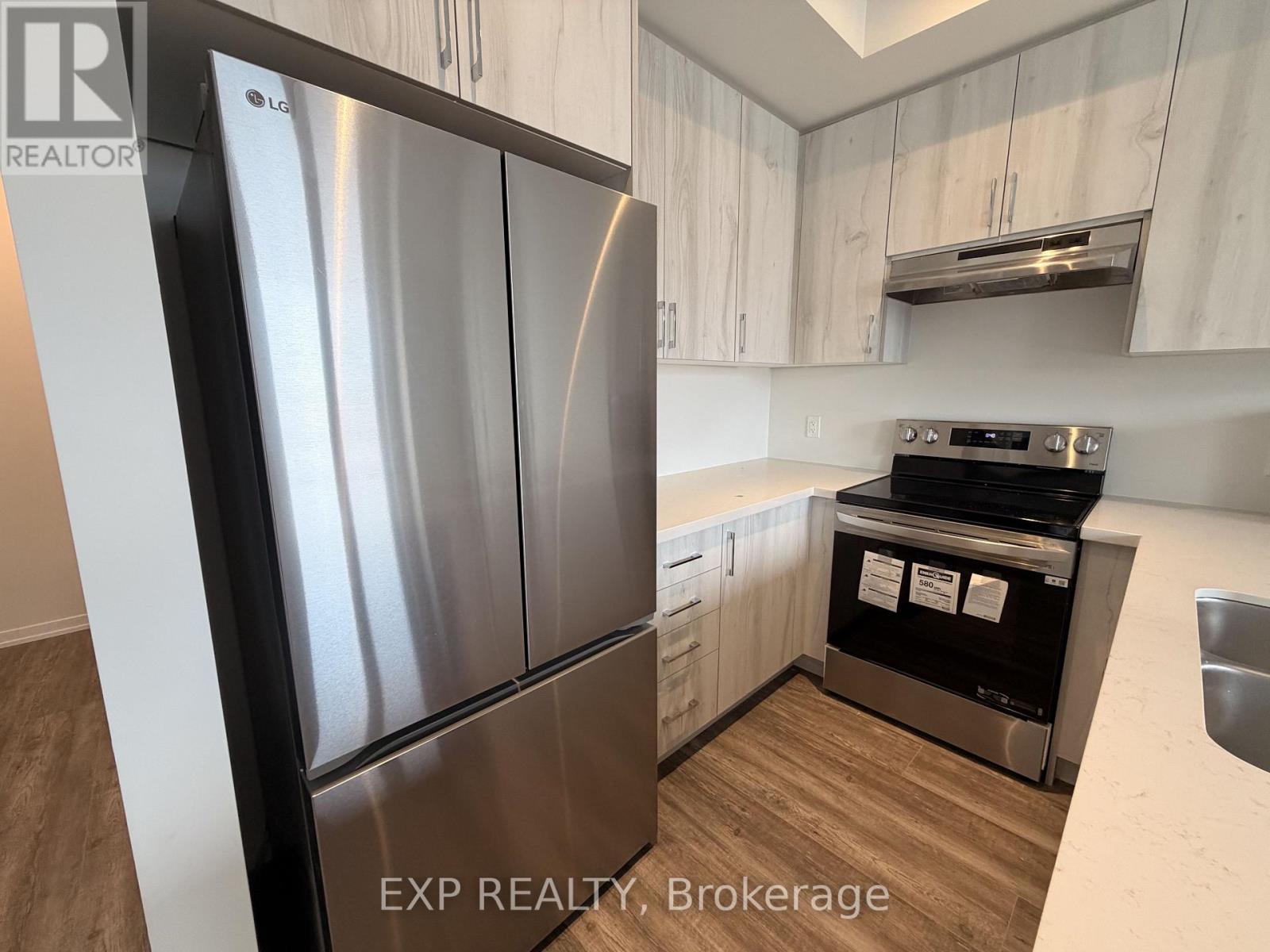 1424 19th Avenue, Richmond Hill, Ontario  L4E 1P3 - Photo 6 - N13016894