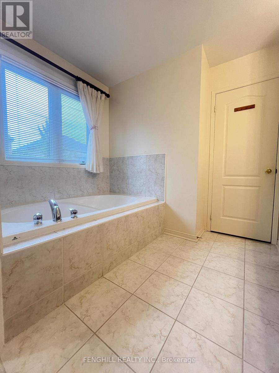 17 Mossgrove Street, Markham, Ontario  L6E 1E8 - Photo 12 - N13016902