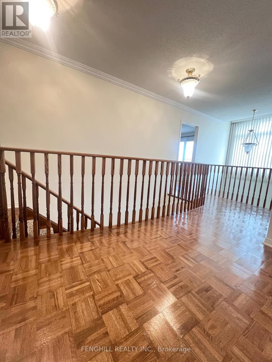 17 Mossgrove Street, Markham, Ontario  L6E 1E8 - Photo 7 - N13016902