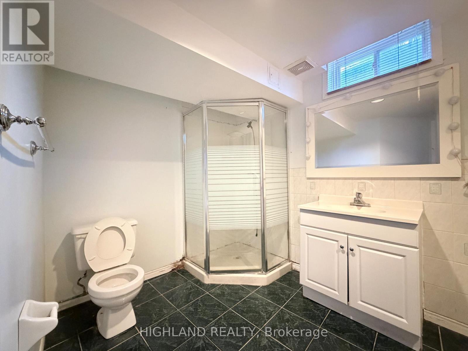 Bsmt - 5179 Springbok Crescent, Mississauga, Ontario  L4Z 3J3 - Photo 6 - W13016896