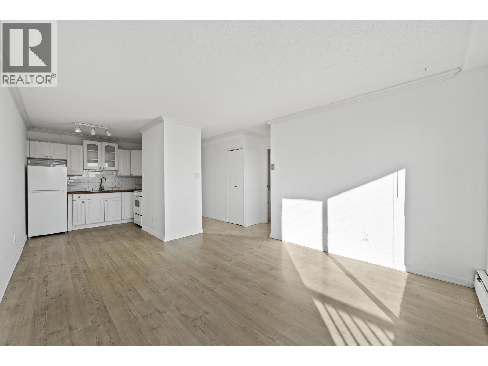 301 320 Royal Avenue, New Westminster, British Columbia  V3L 5C6 - Photo 2 - R3080579