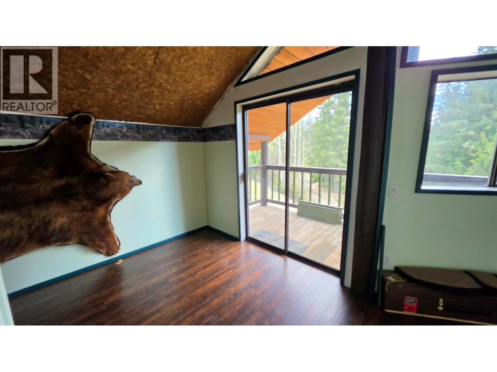 829 Bobbie Burns Road, Lumby, British Columbia  V0E 2G4 - Photo 19 - 10383919