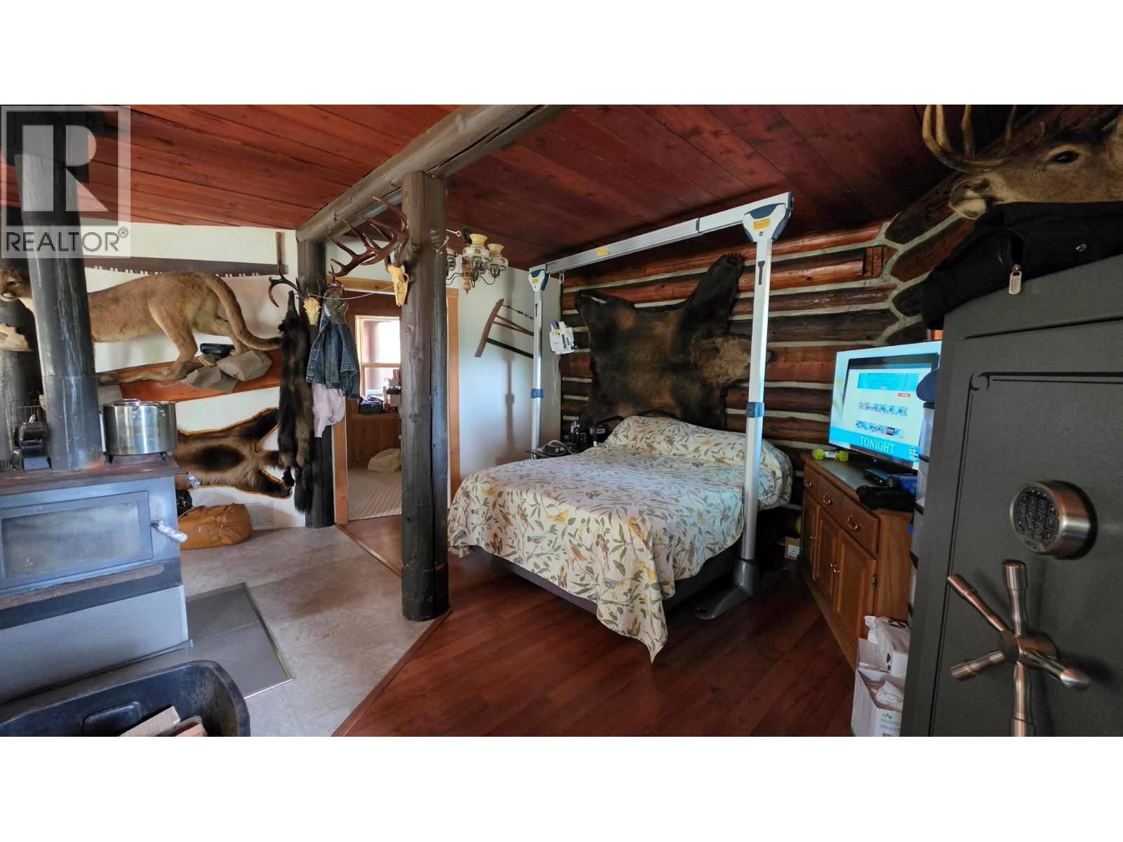 829 Bobbie Burns Road, Lumby, British Columbia  V0E 2G4 - Photo 8 - 10383919