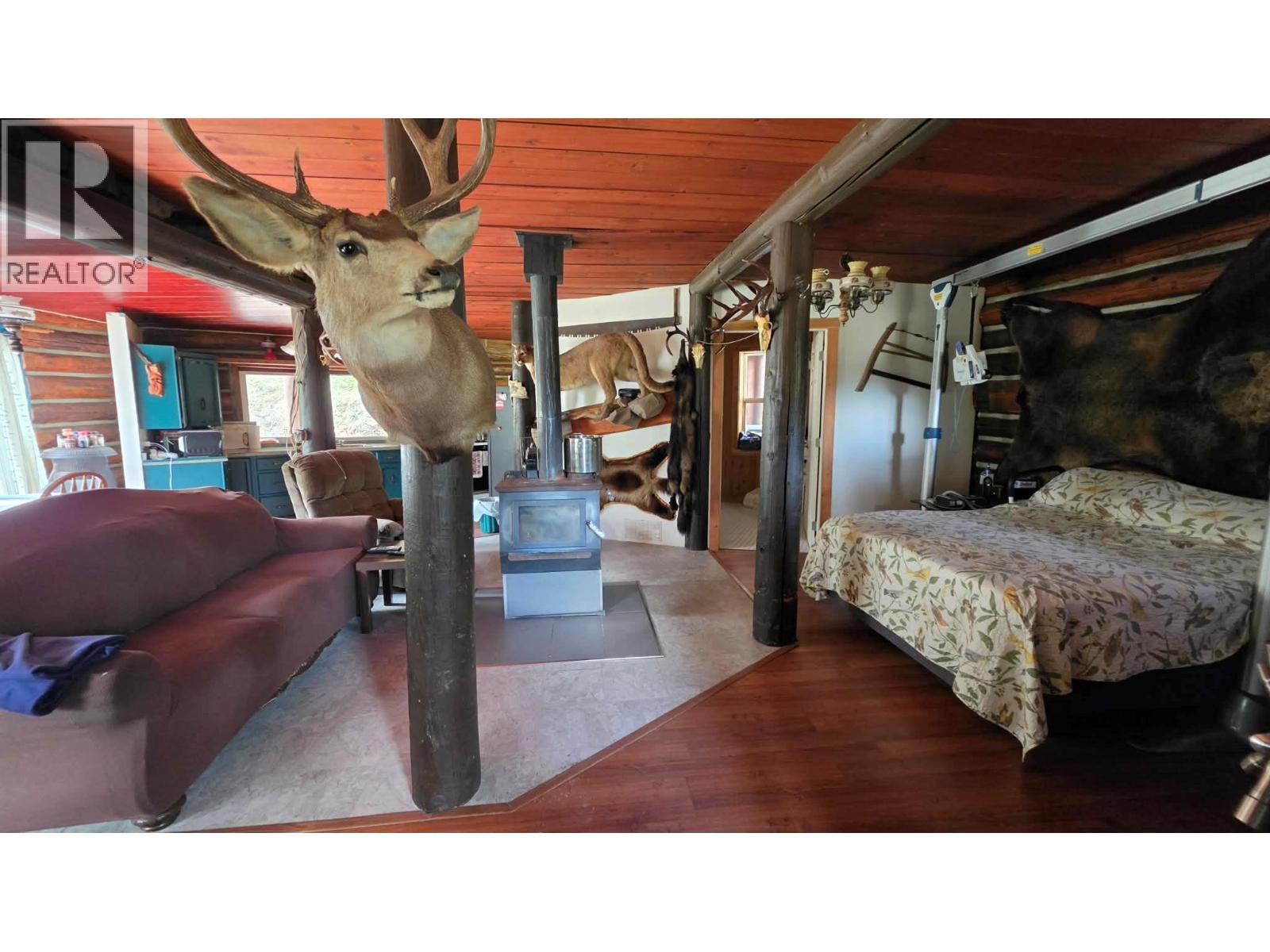 829 Bobbie Burns Road, Lumby, British Columbia  V0E 2G4 - Photo 9 - 10383919