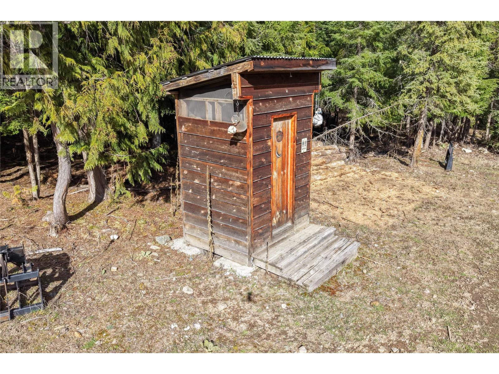 829 Bobbie Burns Road, Lumby, British Columbia  V0E 2G4 - Photo 59 - 10383919