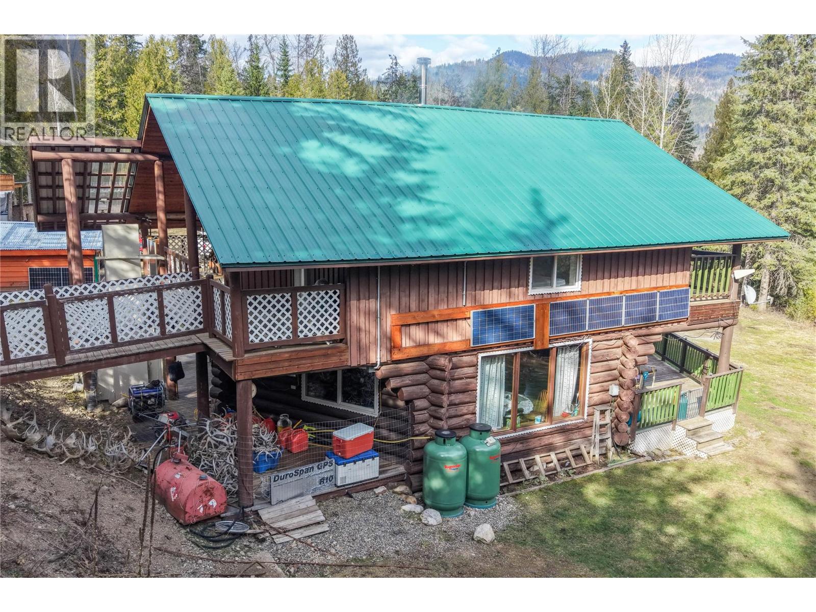 829 Bobbie Burns Road, Lumby, British Columbia  V0E 2G4 - Photo 53 - 10383919