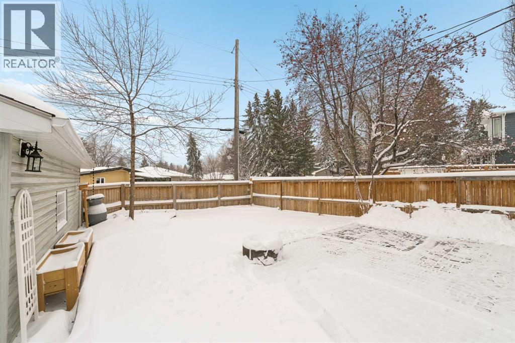 2735 Lionel Crescent Sw, Calgary, Alberta  T3E 6B1 - Photo 43 - A2300312