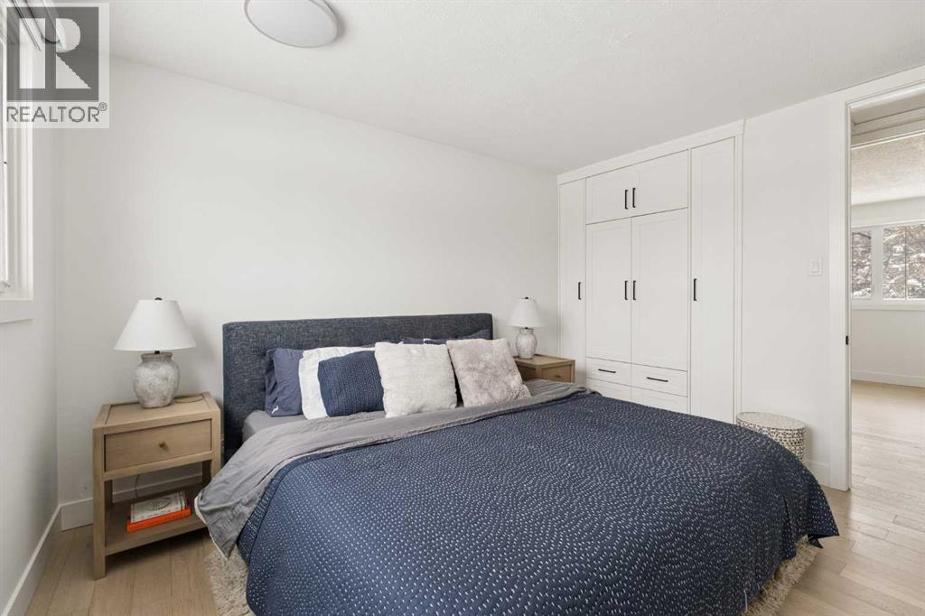 2735 Lionel Crescent Sw, Calgary, Alberta  T3E 6B1 - Photo 23 - A2300312