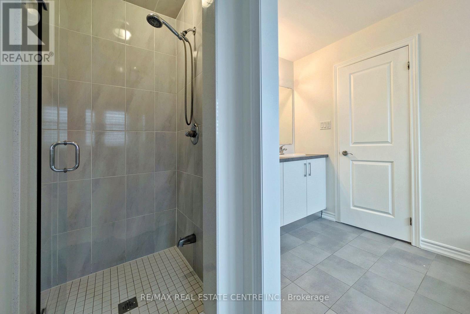 187 Lyle Drive, Clarington, Ontario  L1C 0V6 - Photo 22 - E13015004