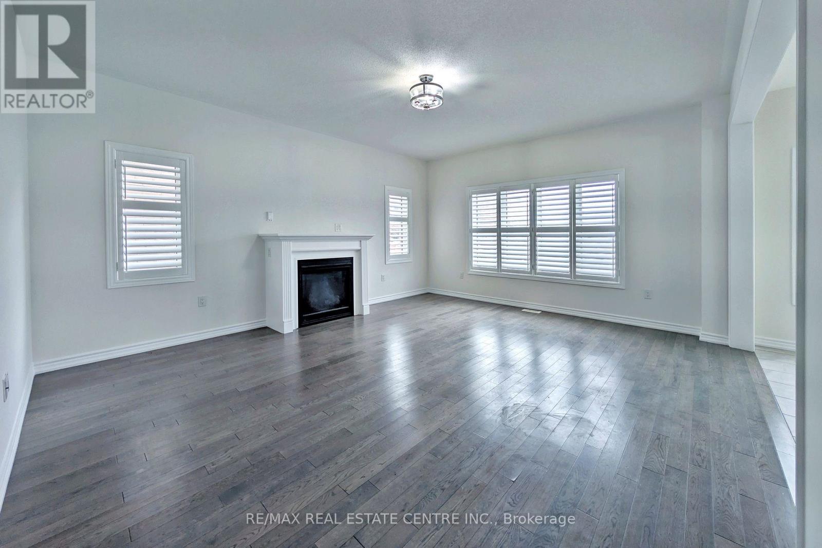 187 Lyle Drive, Clarington, Ontario  L1C 0V6 - Photo 5 - E13015004