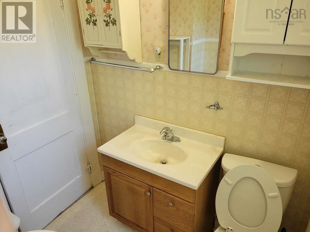 2515 Highway 1, Aylesford, Nova Scotia  B0P 1C0 - Photo 7 - 202517622