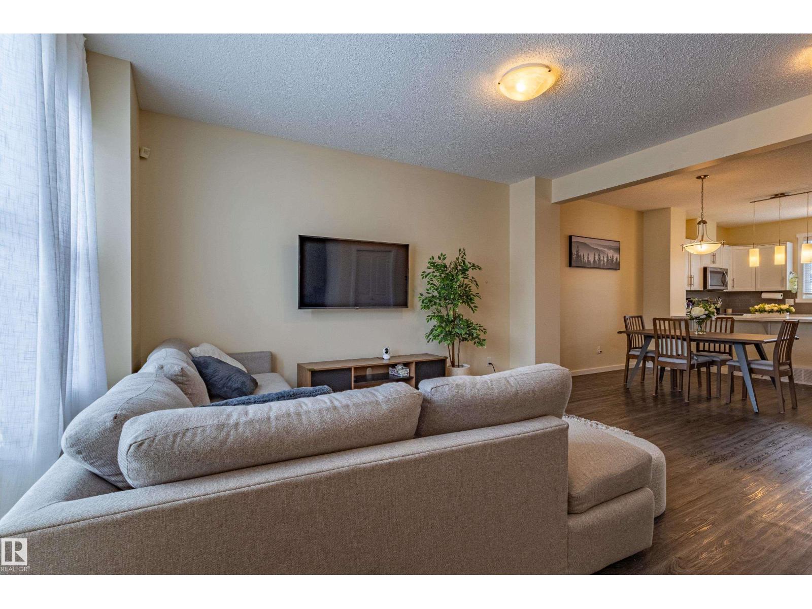 2679 Maple Wy NW, Edmonton, Alberta  T6T 2C8 - Photo 4 - E4483061