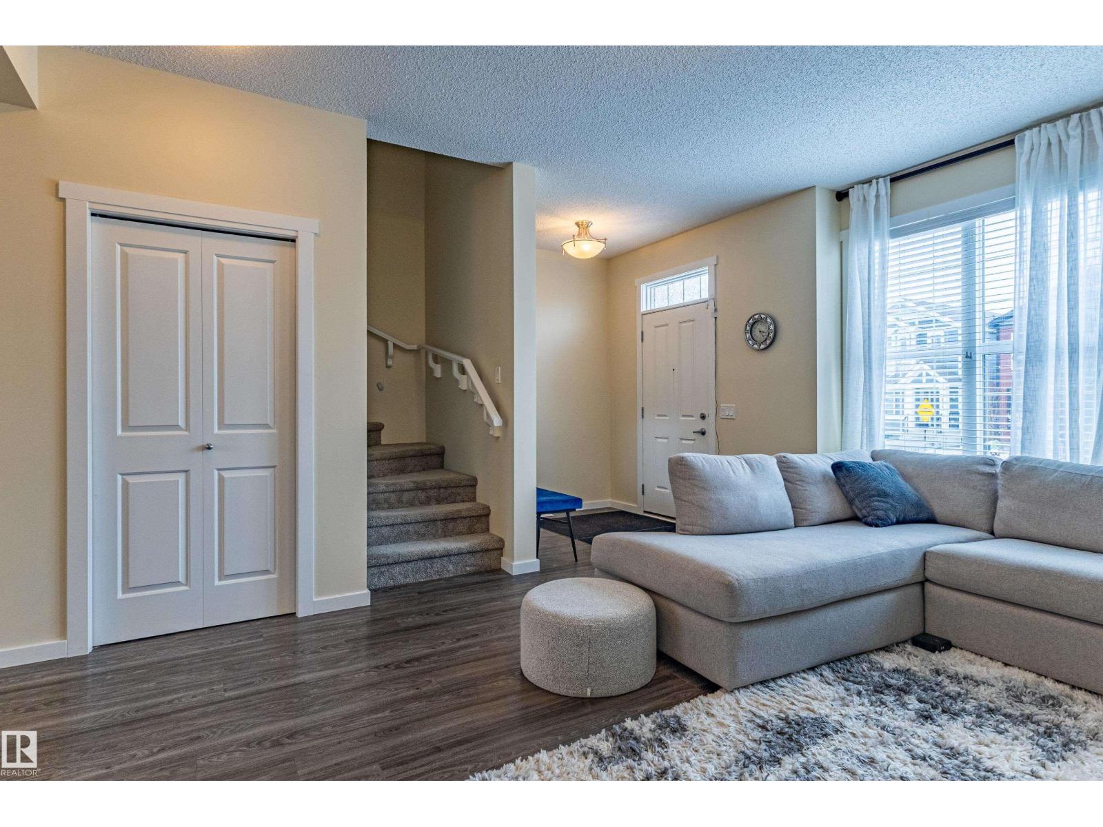 2679 Maple Wy NW, Edmonton, Alberta  T6T 2C8 - Photo 5 - E4483061