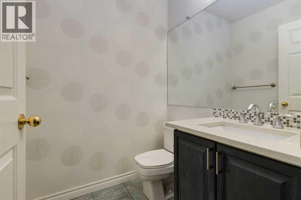 331 Sierra Madre Court Sw, Calgary, Alberta  T3H 3G7 - Photo 22 - A2299948