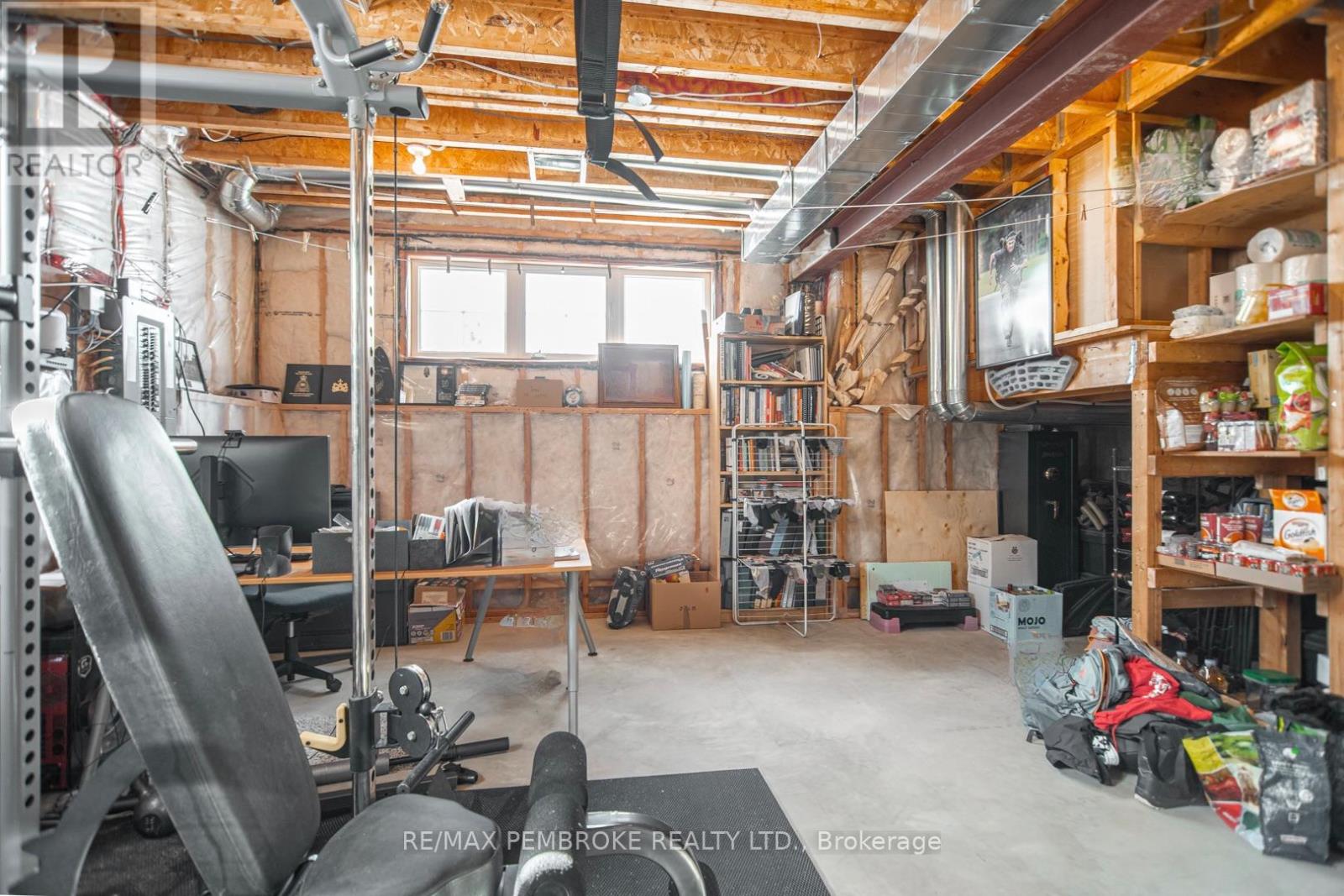 1007 Butler Boulevard, Petawawa, Ontario  K8H 0B7 - Photo 35 - X12974274