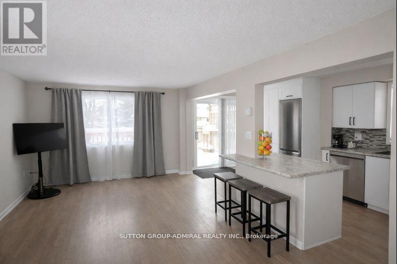 133 Columbia Road, Barrie, Ontario  L4N 8E3 - Photo 5 - S12964166