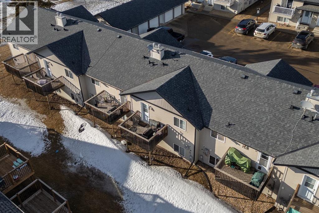 24, 5302 47 Street, Camrose, Alberta  T4V 5J5 - Photo 2 - A2295056