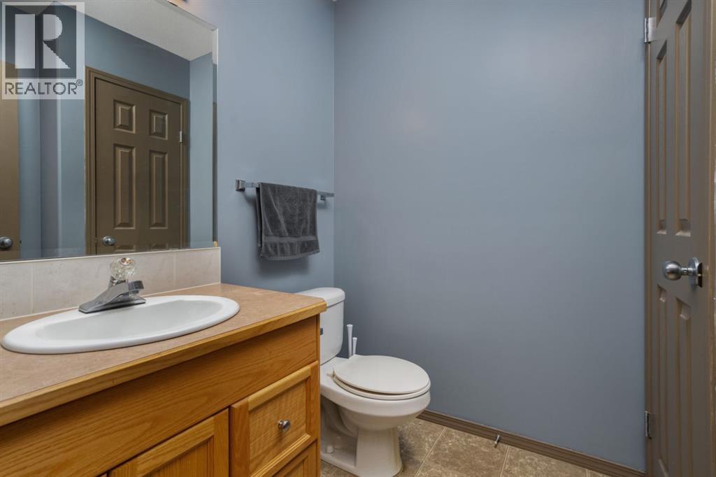 24, 5302 47 Street, Camrose, Alberta  T4V 5J5 - Photo 10 - A2295056