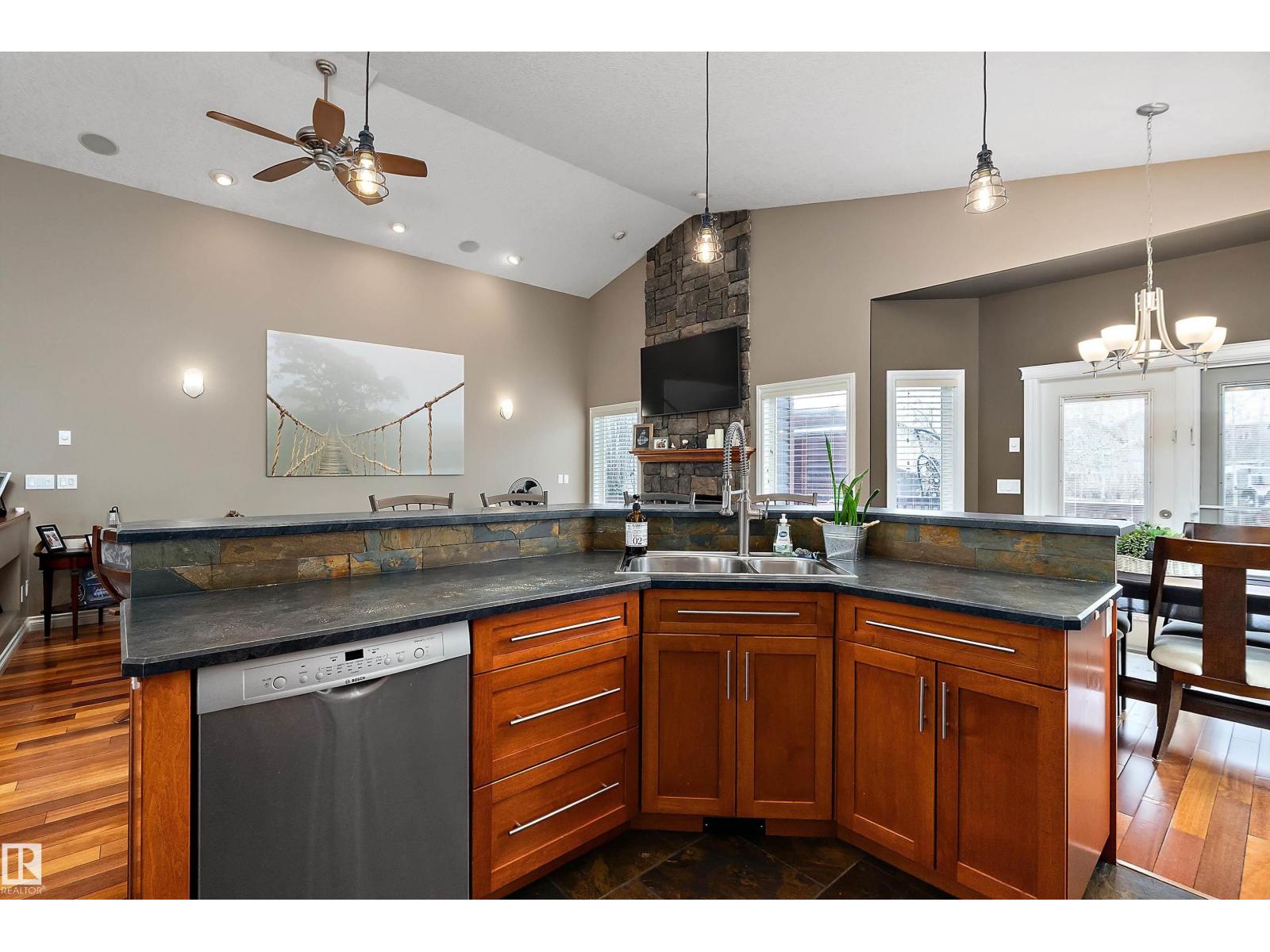 134 Fraser Wy Nw, Edmonton, Alberta  T5Y 3M8 - Photo 20 - E4482554