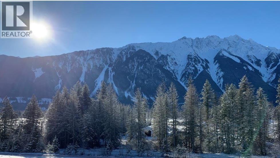 41 4000 SUNSTONE WAY, Pemberton, British Columbia