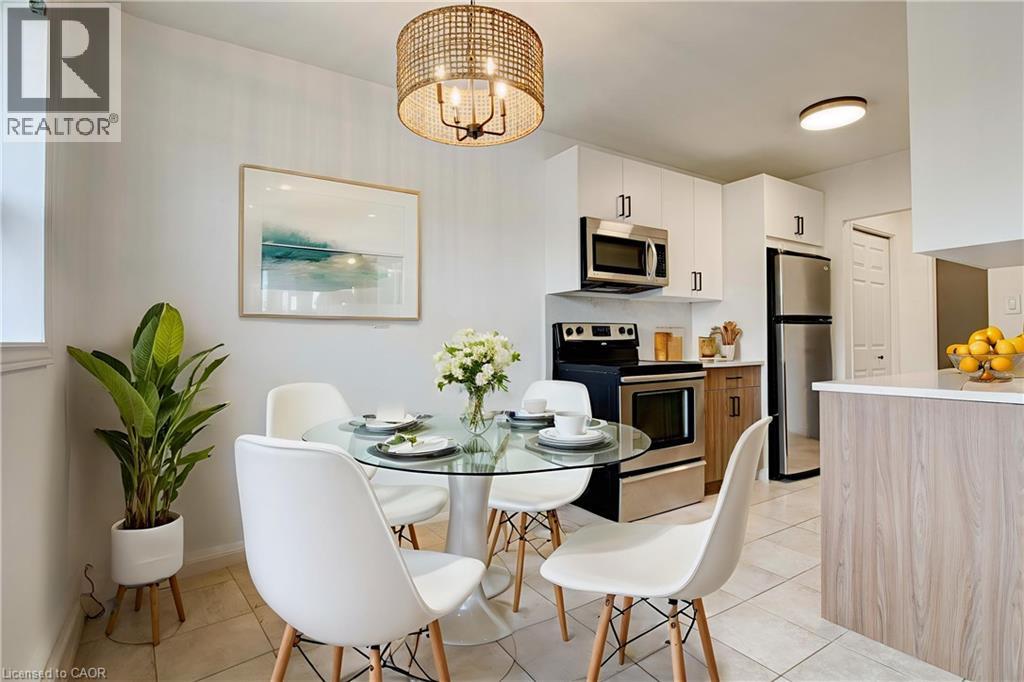 283 Fairway Road N Unit# 405, Kitchener, Ontario  N2A 2P1 - Photo 2 - 40822155