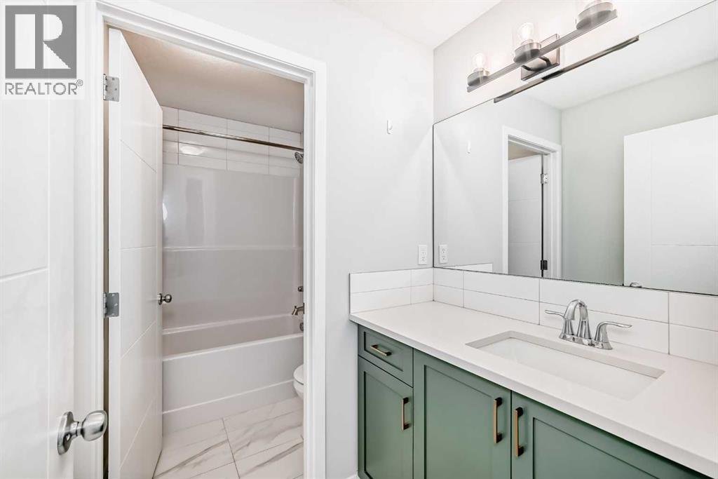 16 West Grove Link Sw, Calgary, Alberta  T3H 6E3 - Photo 27 - A2302561