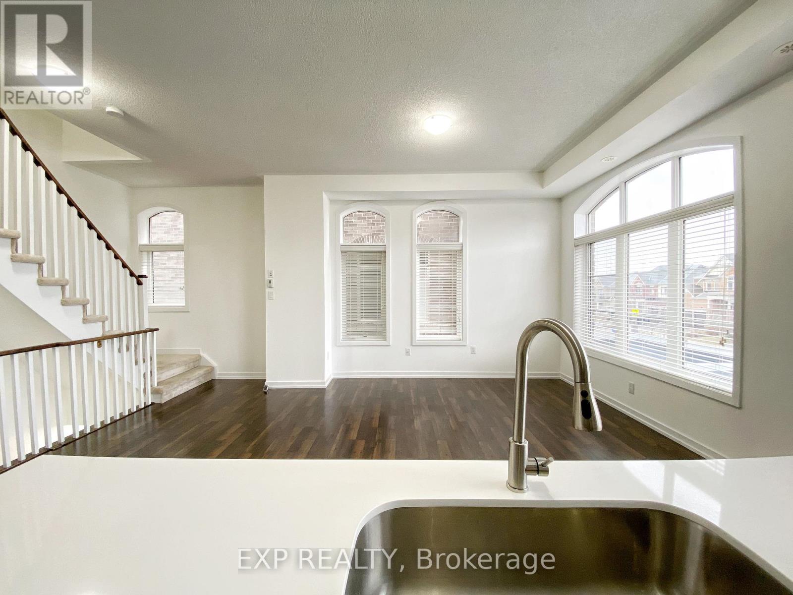 208 Glad Park Avenue, Whitchurch-Stouffville, Ontario  L4A 1X1 - Photo 14 - N13016914