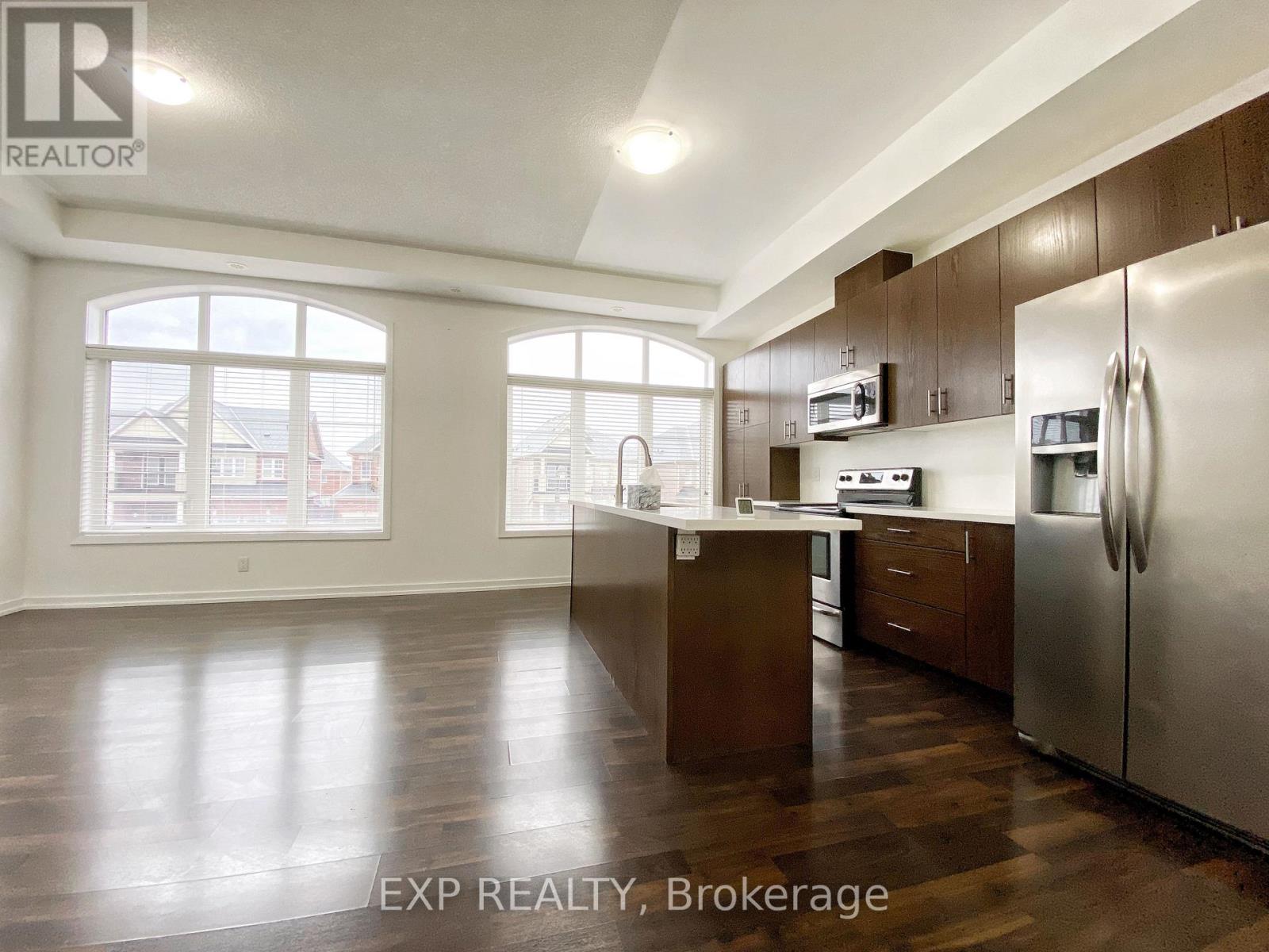 208 Glad Park Avenue, Whitchurch-Stouffville, Ontario  L4A 1X1 - Photo 7 - N13016914