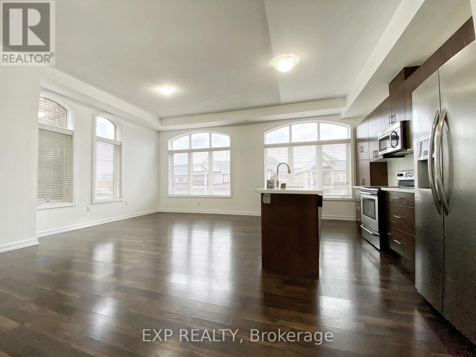 208 Glad Park Avenue, Whitchurch-Stouffville, Ontario  L4A 1X1 - Photo 8 - N13016914