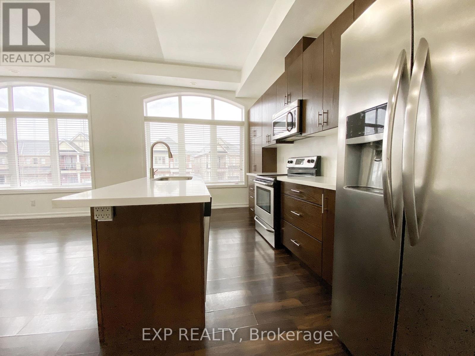 208 Glad Park Avenue, Whitchurch-Stouffville, Ontario  L4A 1X1 - Photo 9 - N13016914